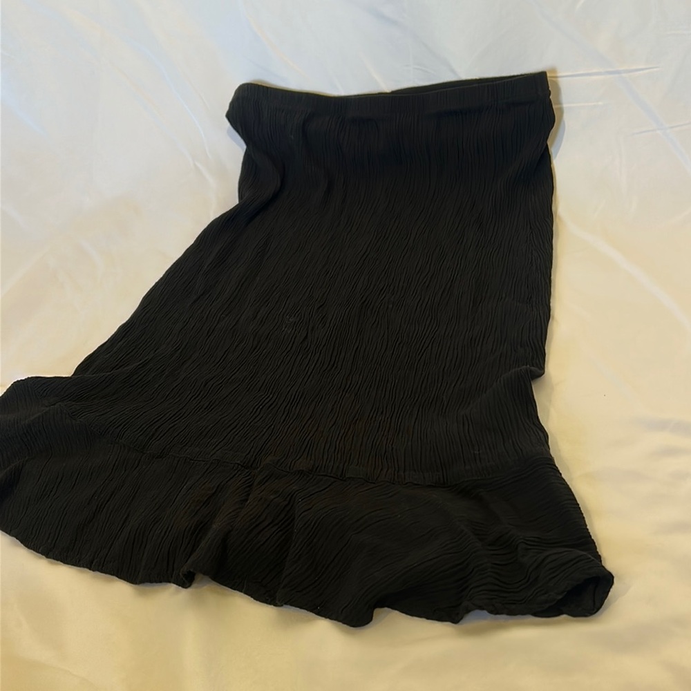 black midi skirt